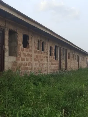 20bdrm Bungalow in Abe Cocoa Ado Ekiti for sale