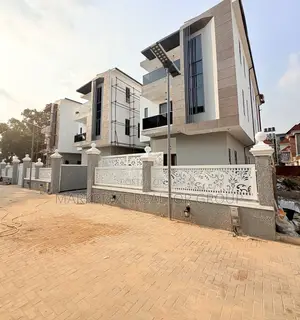 5bdrm Duplex in Ikeja Gra Lagos for sale