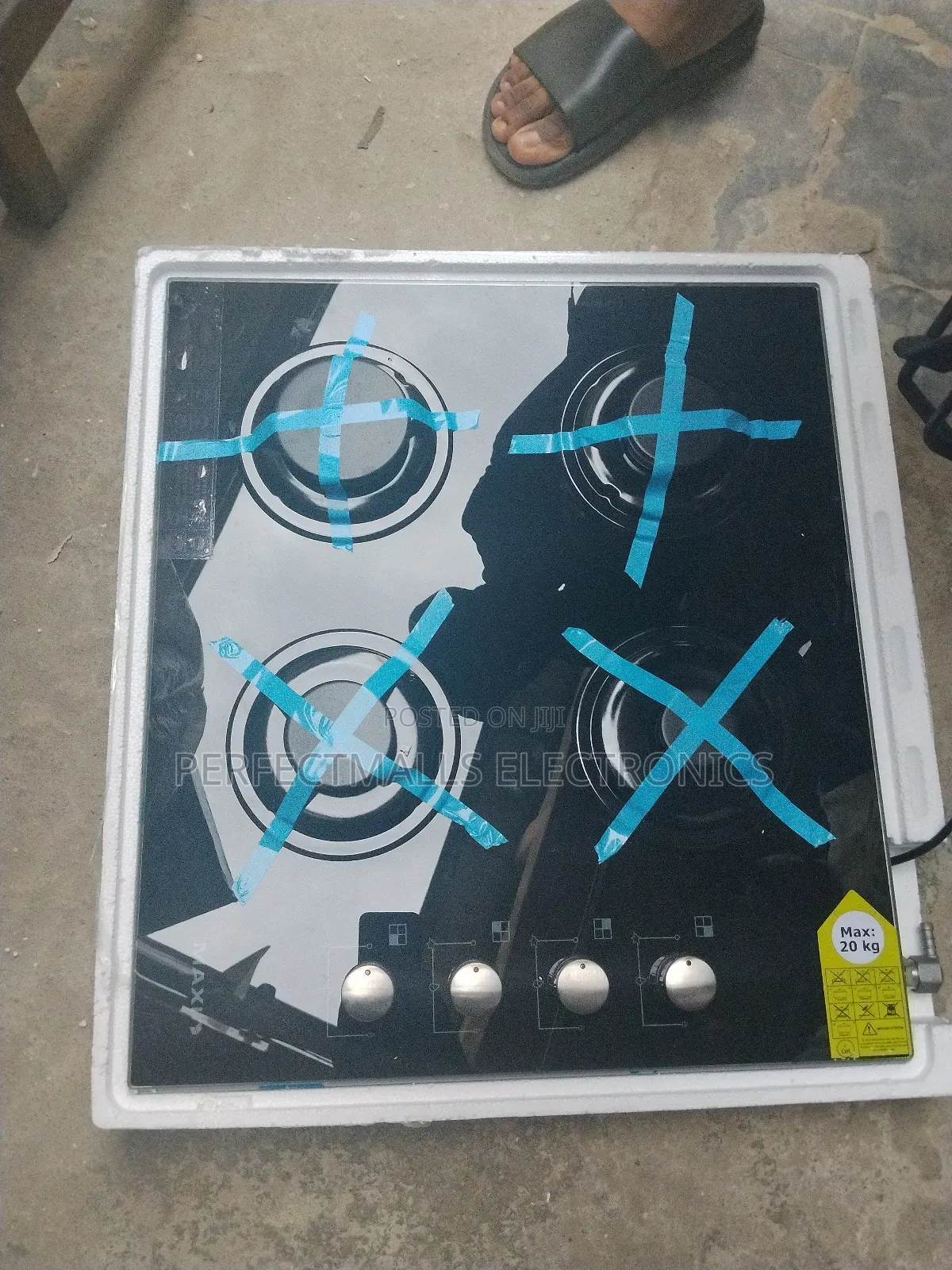Maxi 4 Burner Glass Gas Cooker T-840