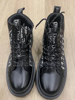 High Quality Dior Sneakers