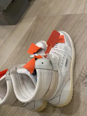 High Quality Off White Sneakers