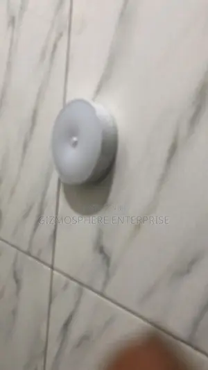 Rechargeable Rgb+Motion Sensor