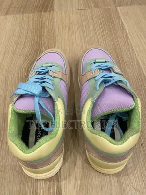 High Quality Chanel Sneakers