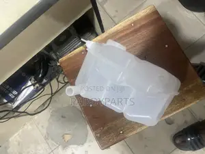 Mazda 2 Engine Coolant Expansion/Reservoir Tank 2002-2009