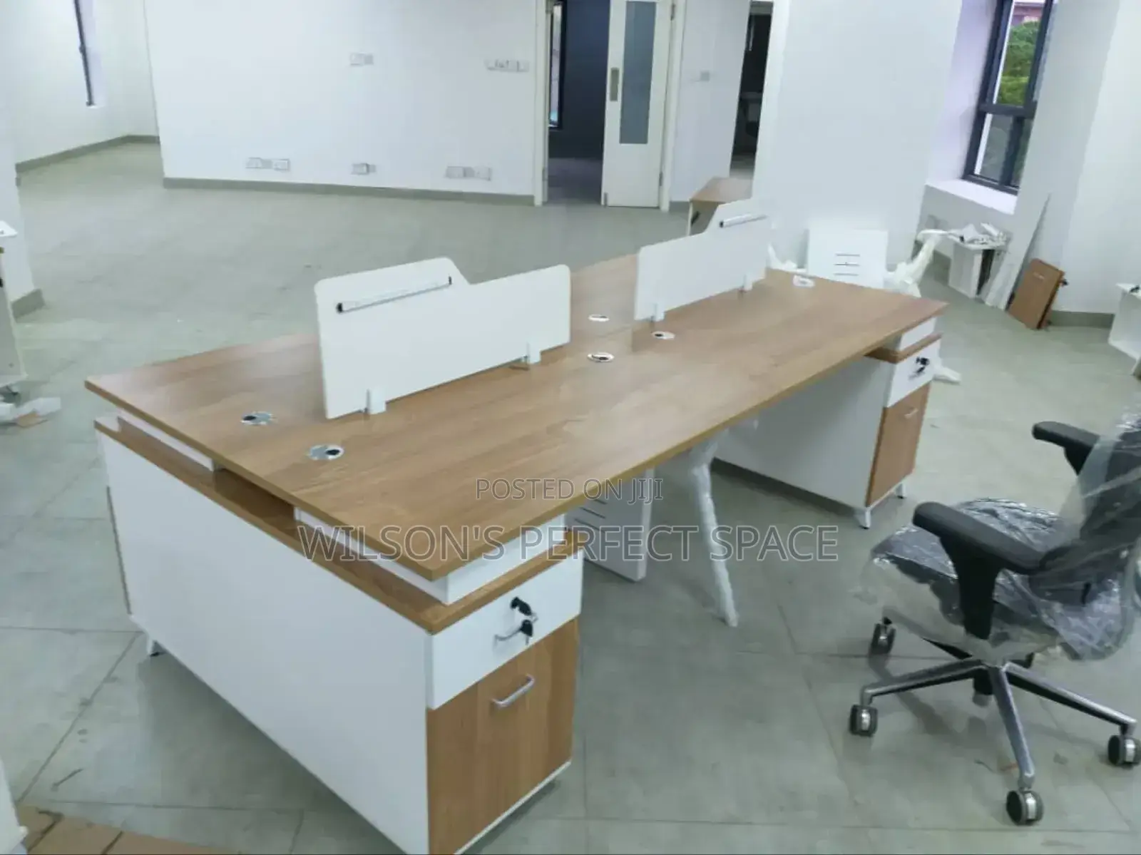 4 Seaters Executive Office Workstation