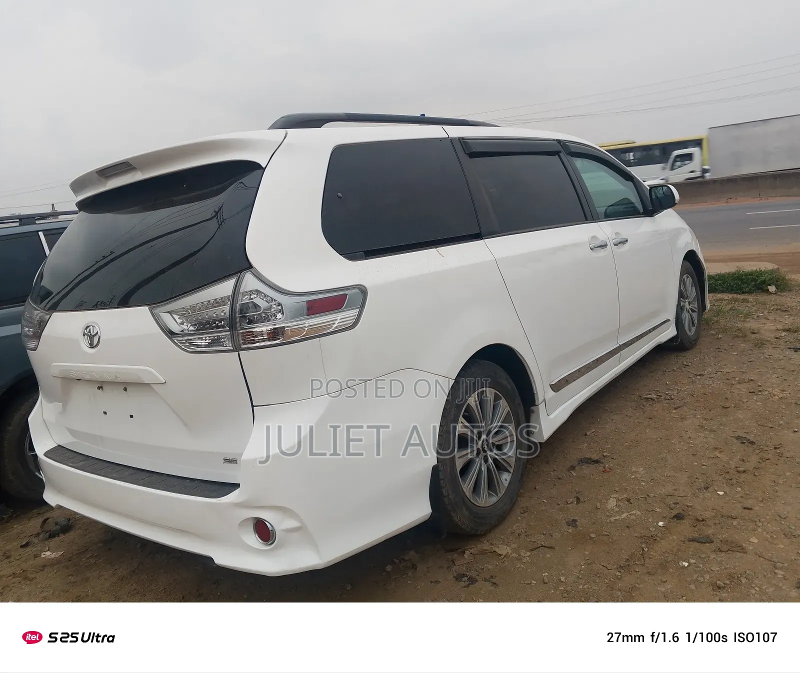 Toyota Sienna 2018 White
