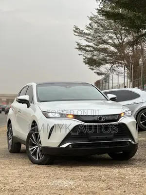 New Toyota Venza Limited AWD 2023 White
