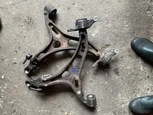 Lower Arm for Jeep Cherokee