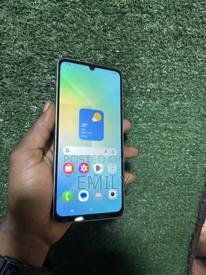 Samsung Galaxy A06 128 GB Gold