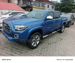 Toyota Tacoma 2015 Blue