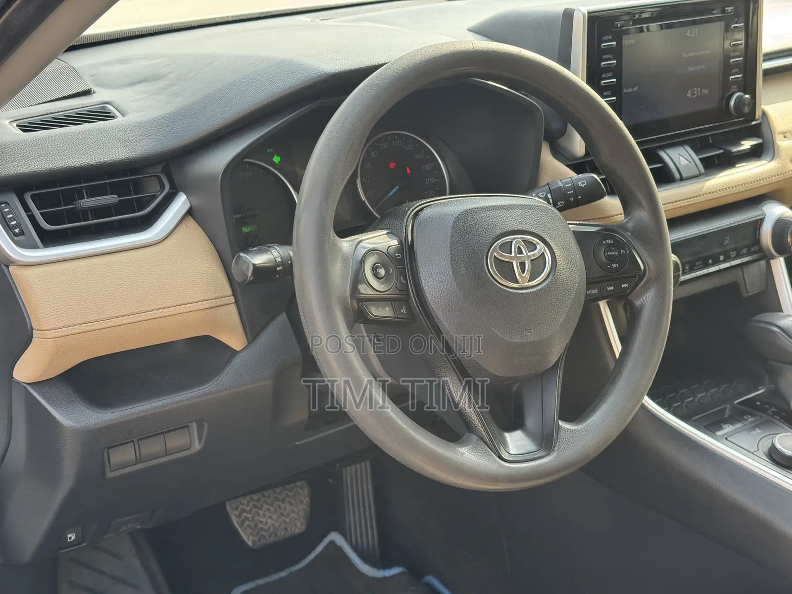 Toyota RAV4 Limited 2021 White