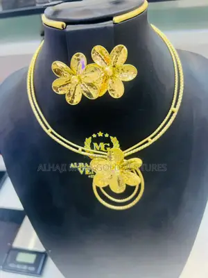Pure Original 18karat Gold