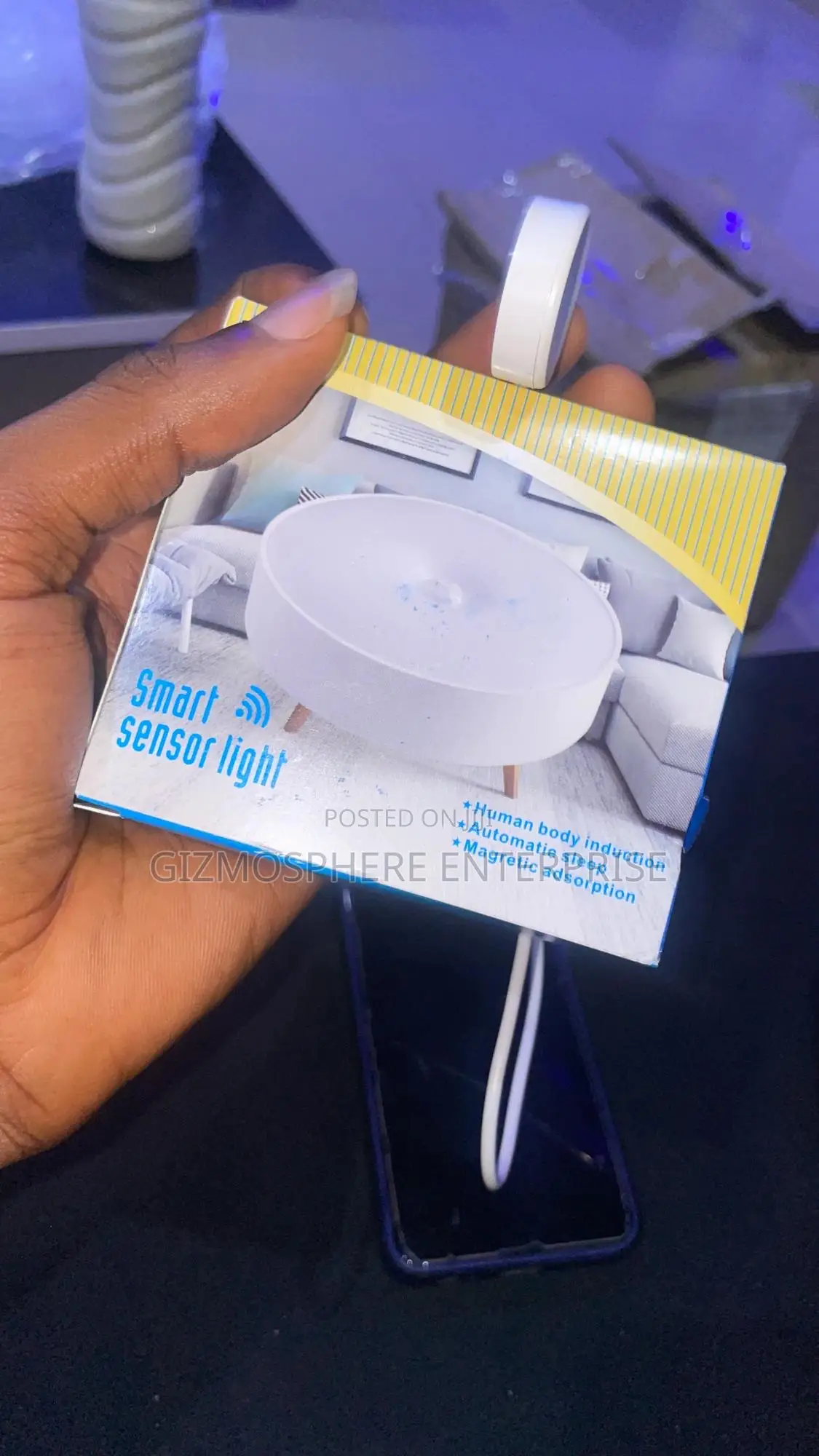 Rechargeable Rgb+Motion Sensor