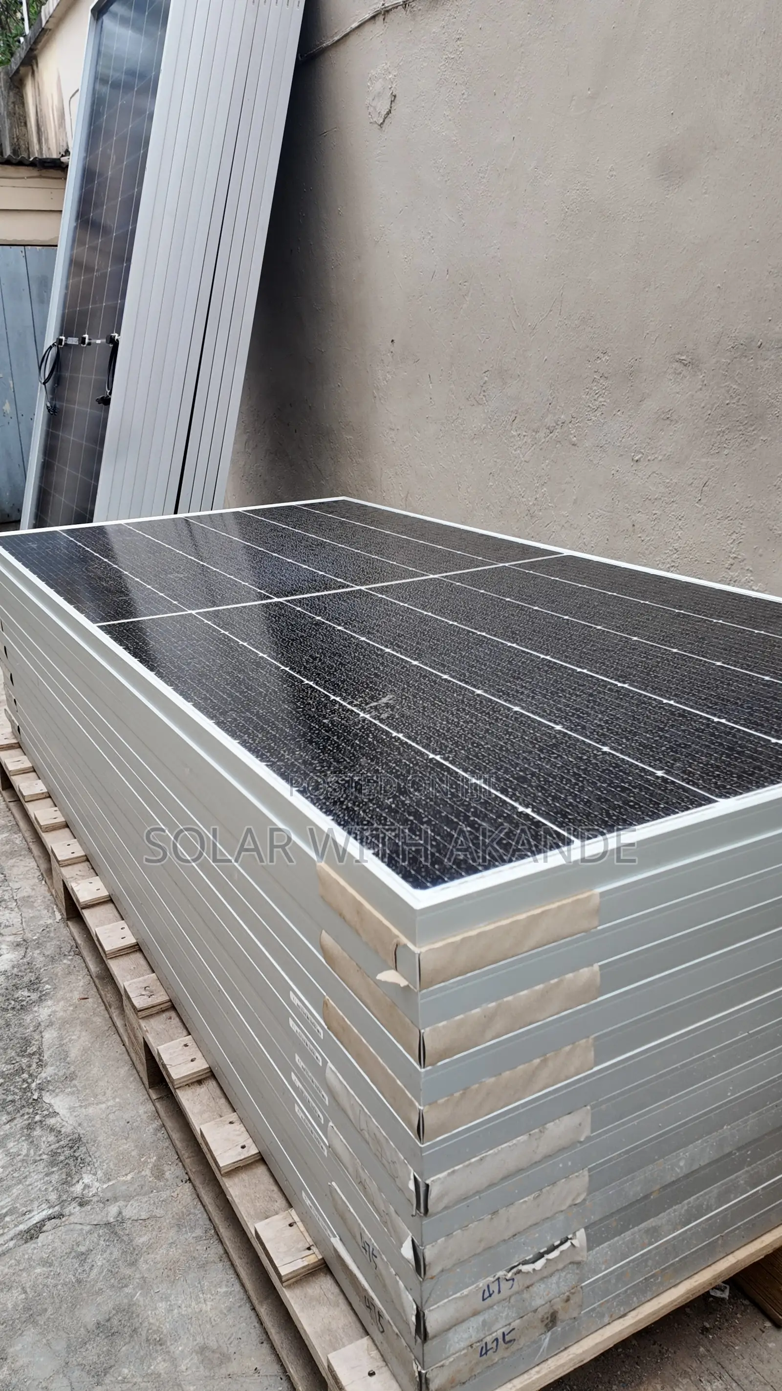 720w Jinko Solar Panel