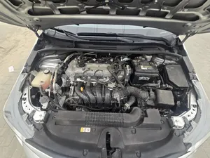 Toyota Corolla LE 2021 Silver