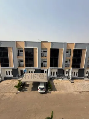 Furnished 3bdrm Townhouse / Terrace in Jahi Gilmore for rent