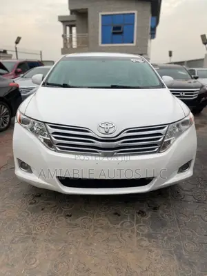 Toyota Venza AWD 2010 White