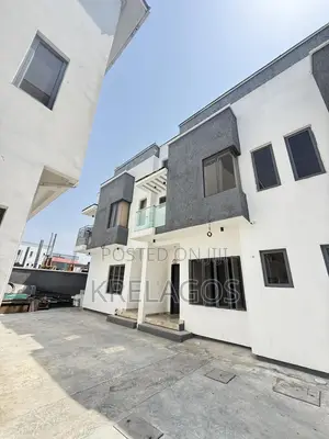 4bdrm Townhouse / Terrace in Ikate for rent