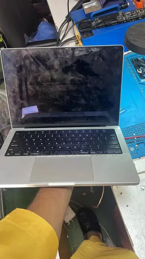 Laptop Apple MacBook Pro 2023 M2 16GB Apple M2 SSD 512GB