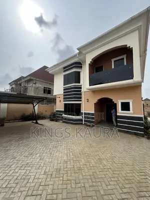 4bdrm Duplex in Wumba for sale
