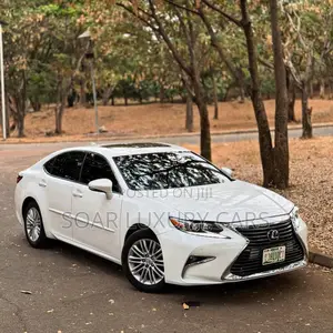 Lexus ES 350 FWD 2017 White