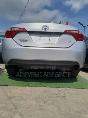 Toyota Corolla 2018 Silver