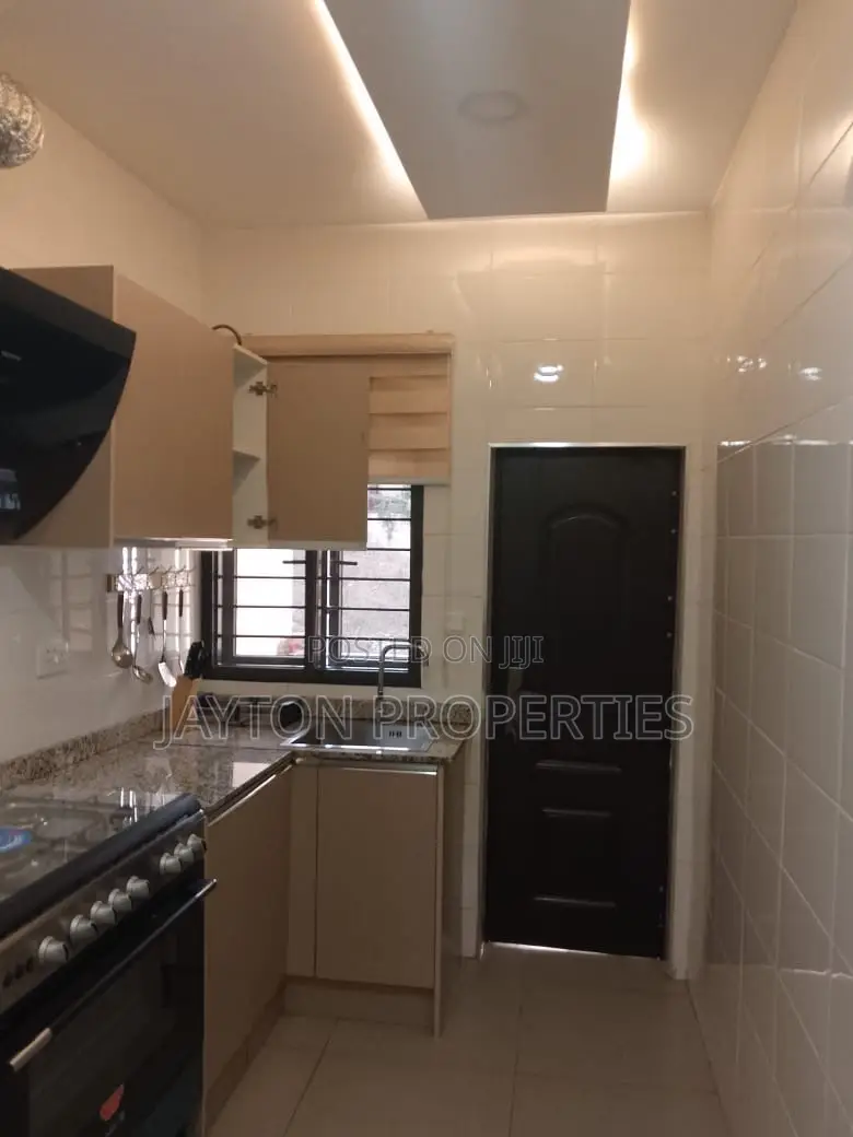 3 Bedroom Apartments