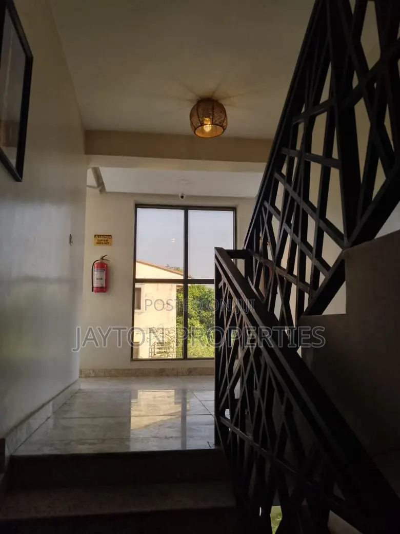 3 Bedroom Apartments
