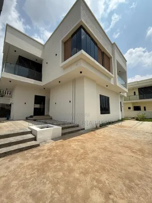 4bdrm Duplex in Akobo for sale