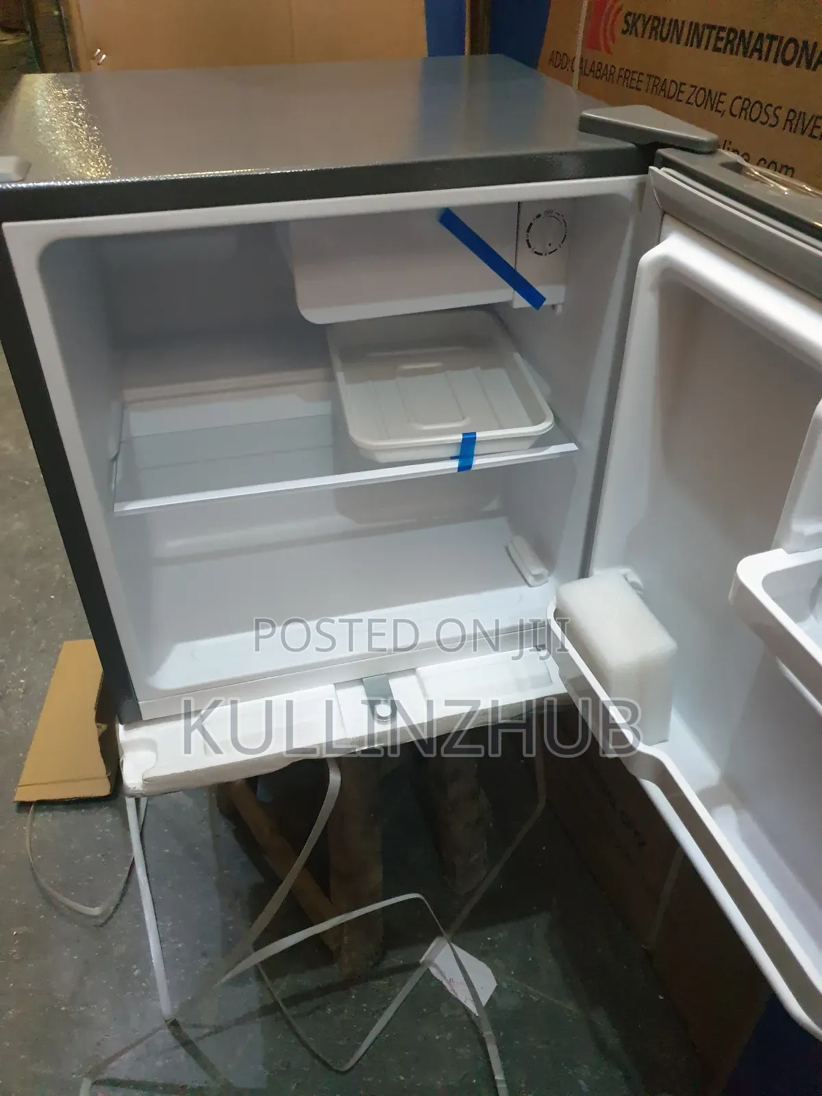 Glamstar 50 Liters Bedside Fridge
