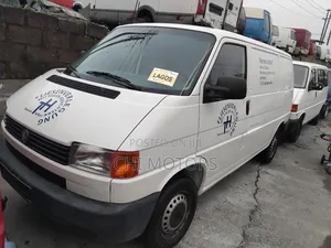 Volkswagen Transporter 2005 White