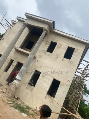 5bdrm Duplex in Afara Estate, Umuahia for sale