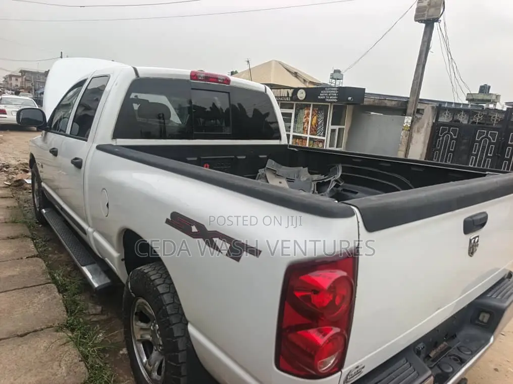 Dodge RAM 2008 White