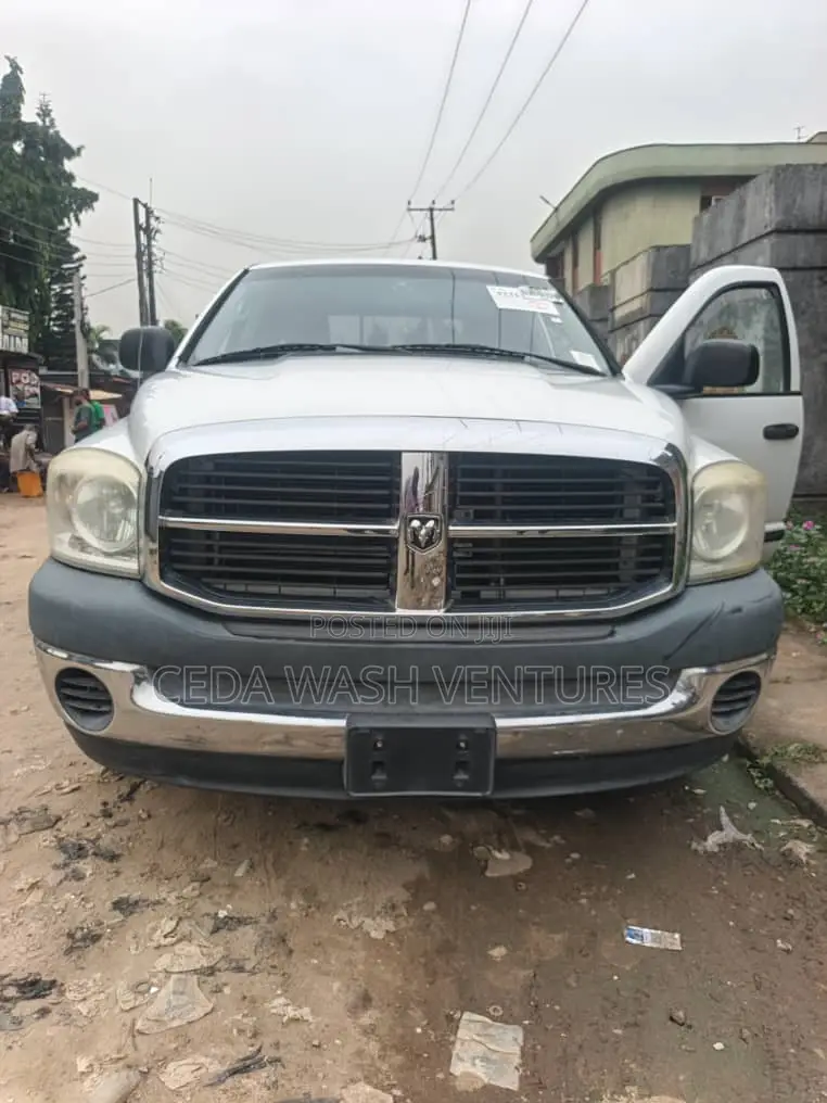 Dodge RAM 2008 White