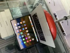 Laptop Apple MacBook Air 2024 M3 13-inch 8GB Apple M3 SSD 512GB