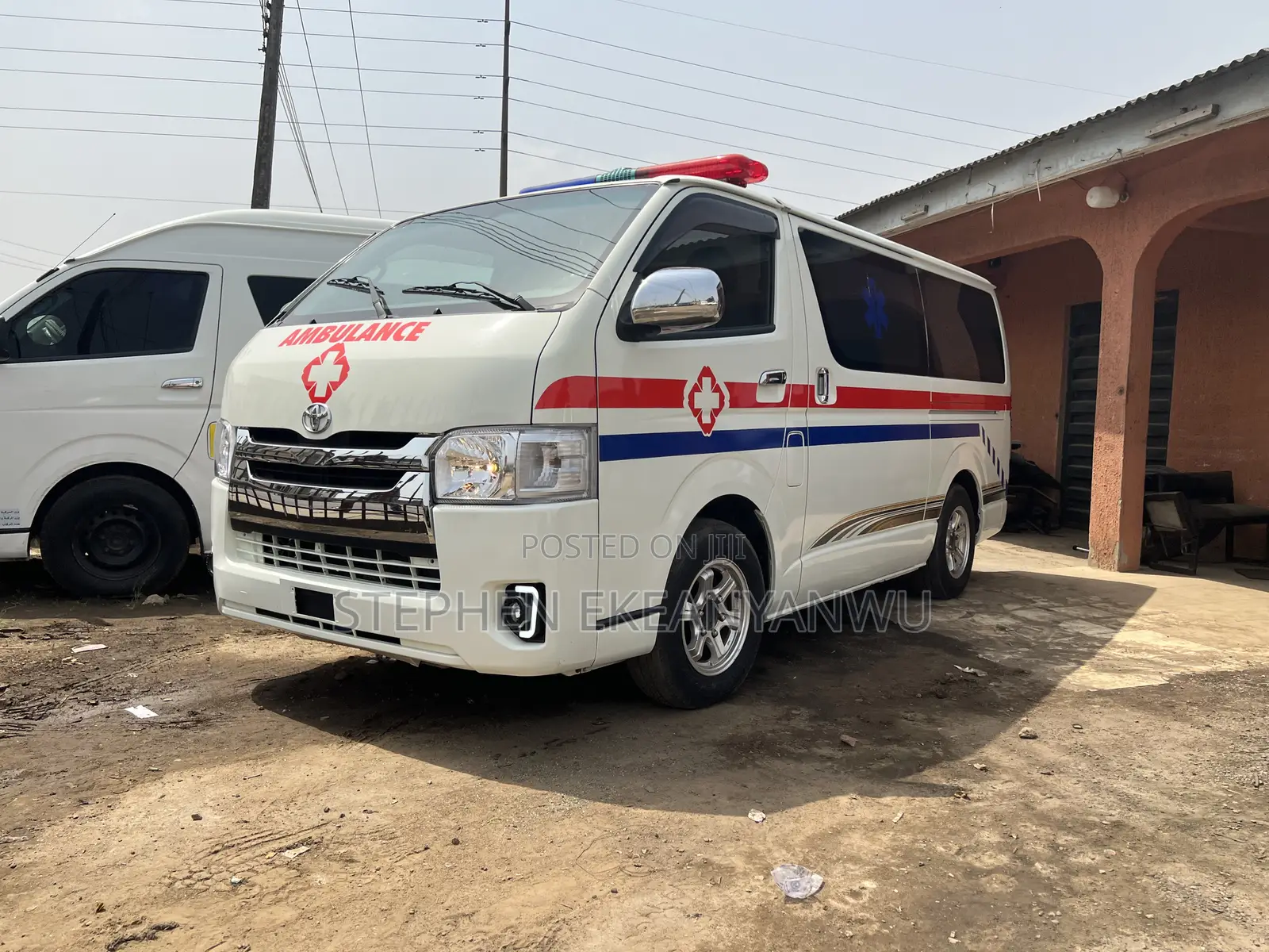 Toyota HiAce 2012 White