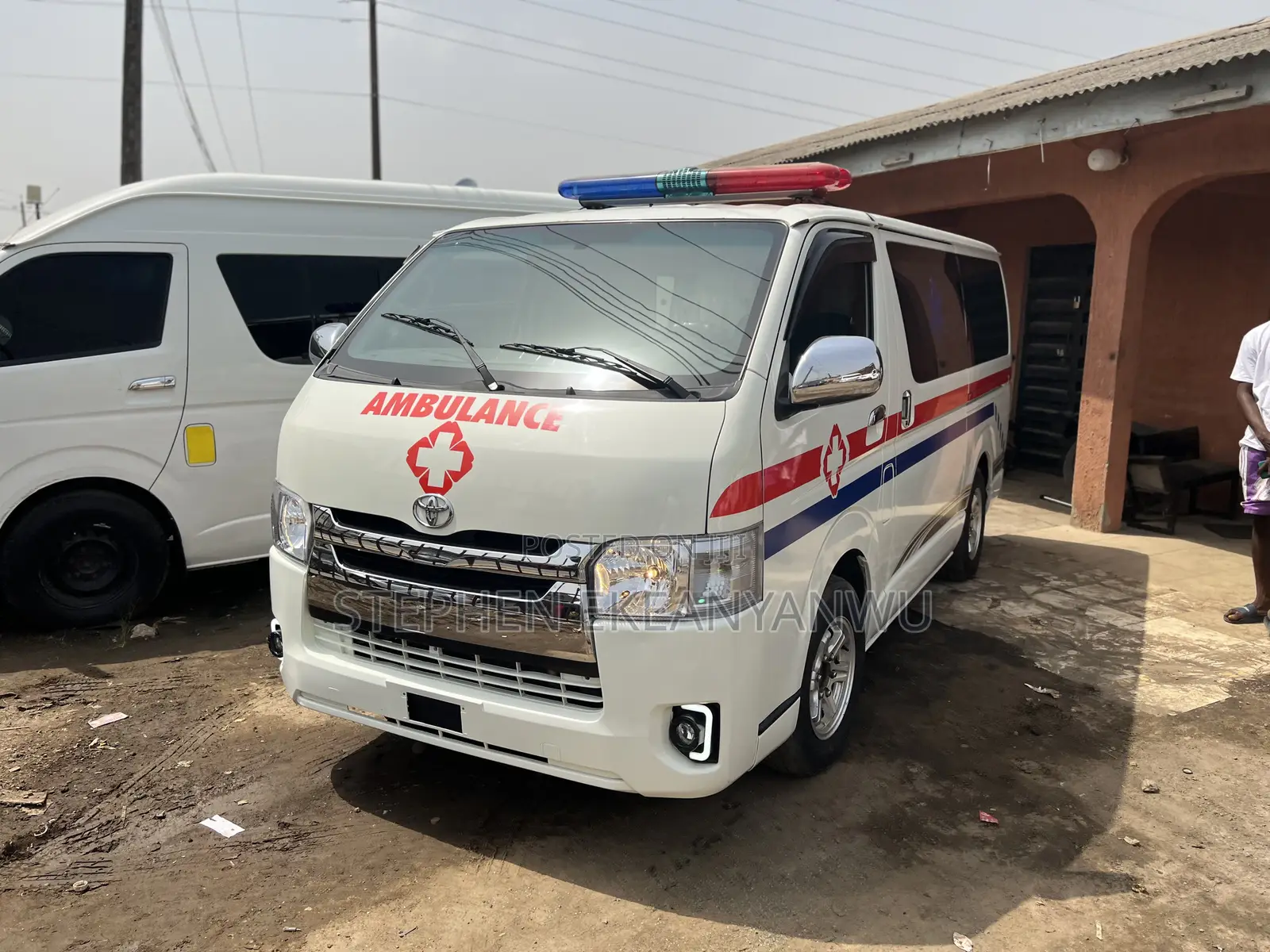 Toyota HiAce 2012 White