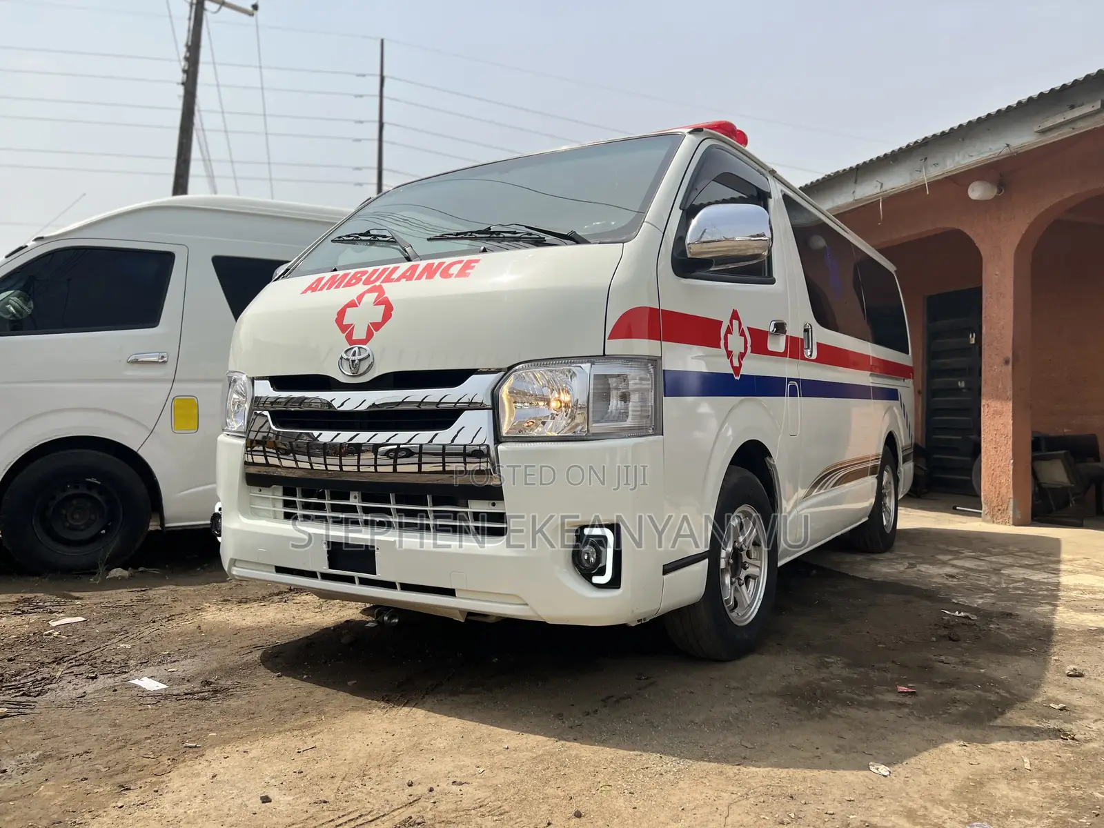 Toyota HiAce 2012 White