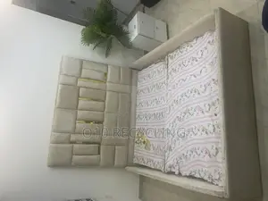 Bed Frame 6 X 4.5 With Side Drawer