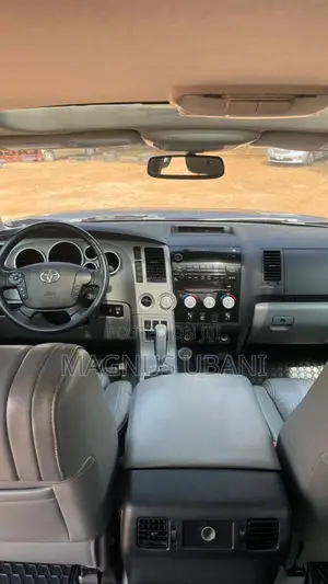 Toyota Tundra Double Cab 4x4 Limited 5.7L V8 2013 Gray