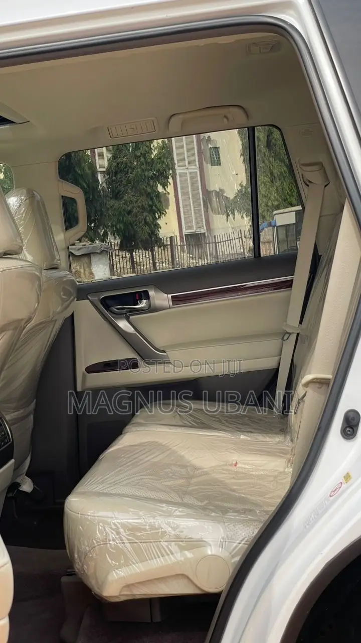 Lexus GX 460 Luxury 2014 White