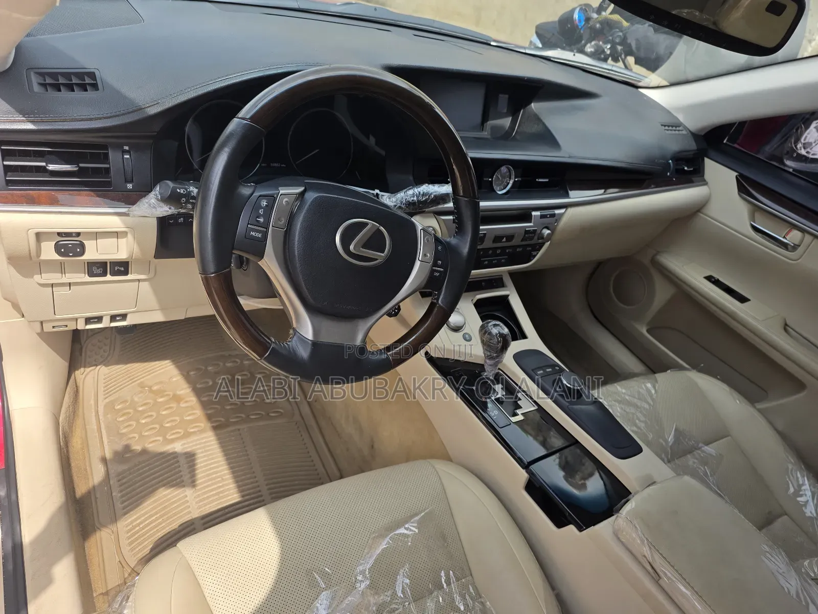 Lexus ES 2014 Red