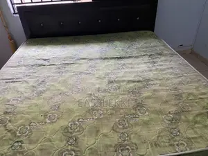 Bedframe Mattress