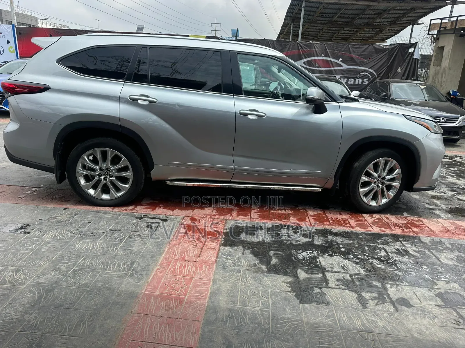 Toyota Highlander Limited 2021 Silver