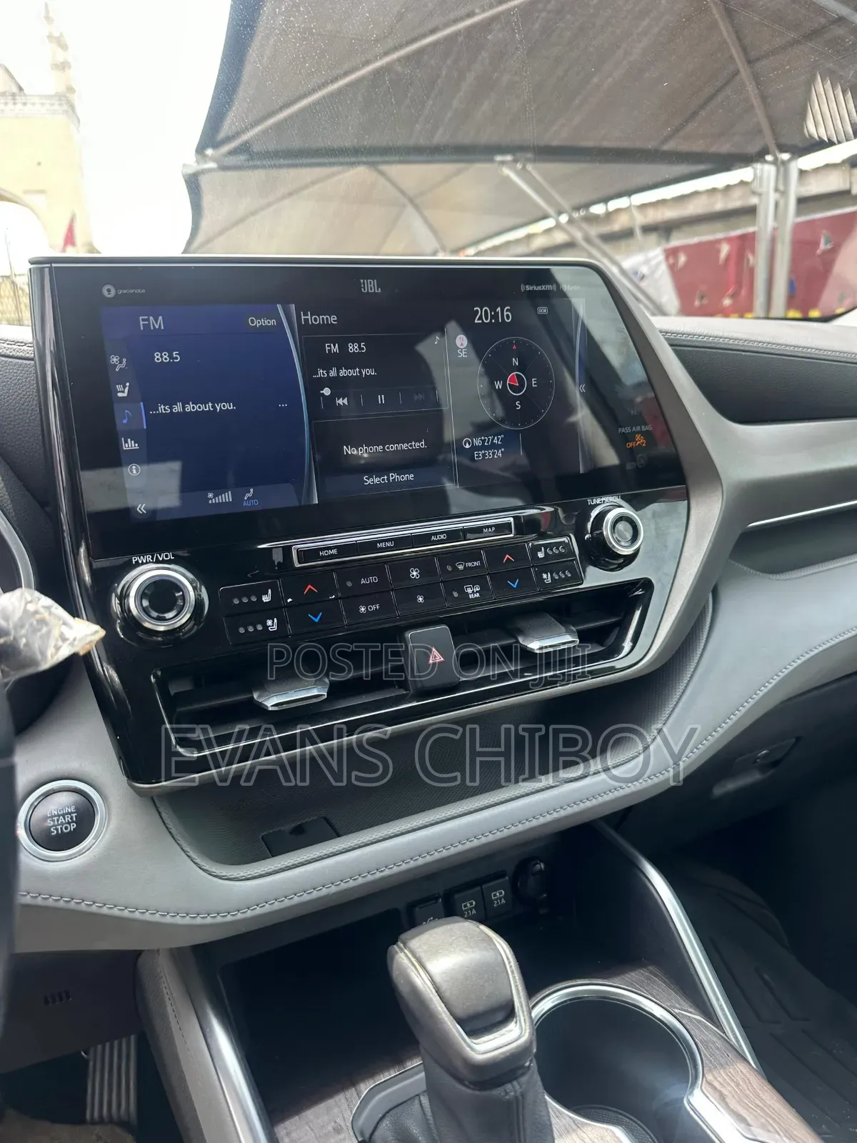 Toyota Highlander Limited 2021 Silver
