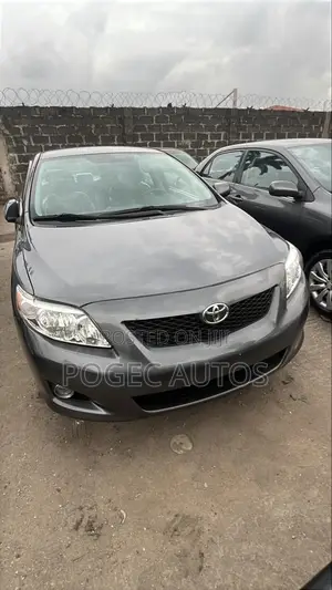 Toyota Corolla 2009 Gray