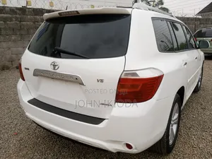 Toyota Highlander Limited 2009 White