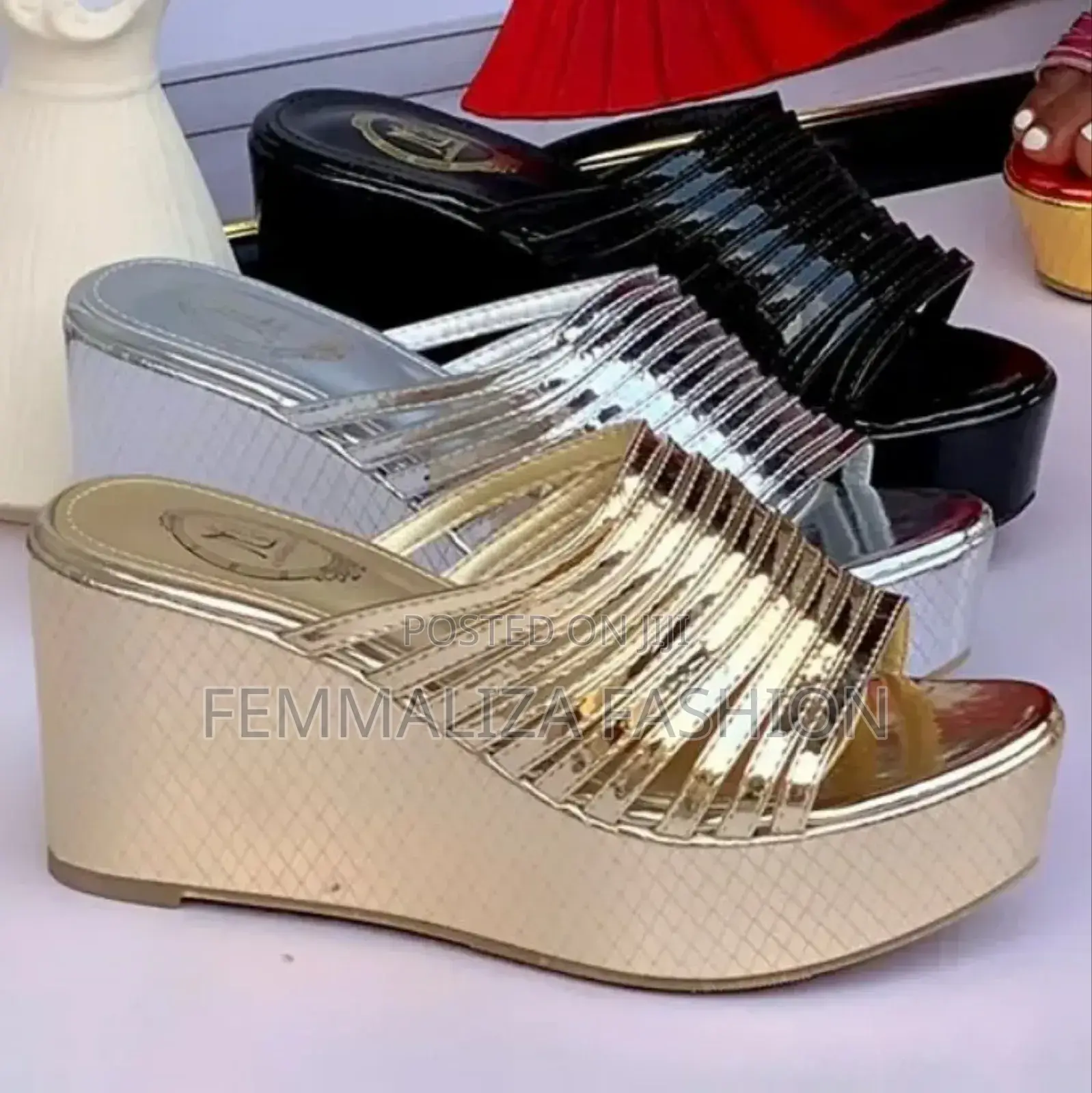 Women Classis Wedge Slippers