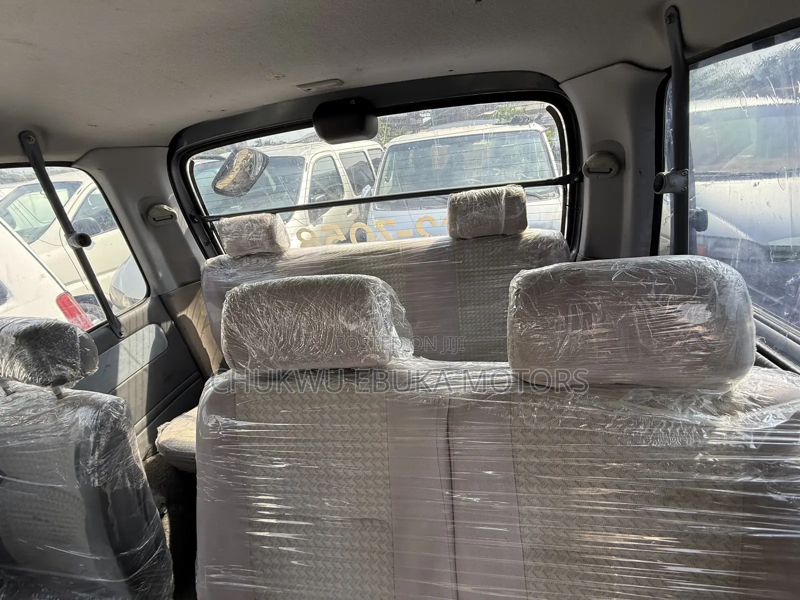 Toyota HiAce 2002 Blue
