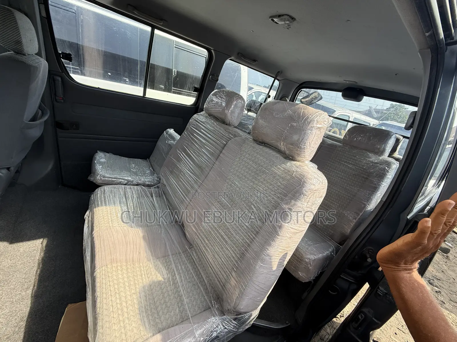 Toyota HiAce 2002 Blue